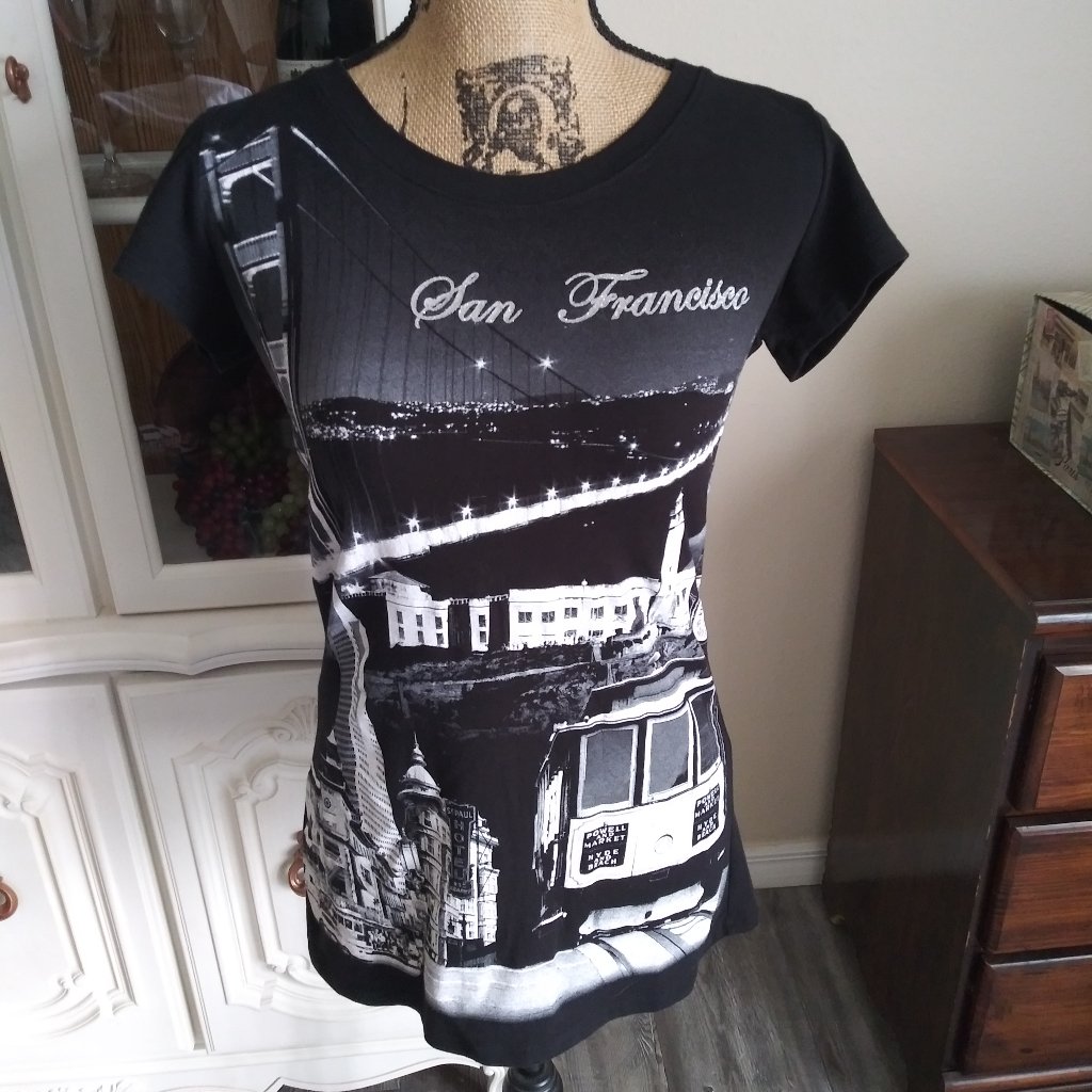 Zette Apparel Company San Francisco Tee